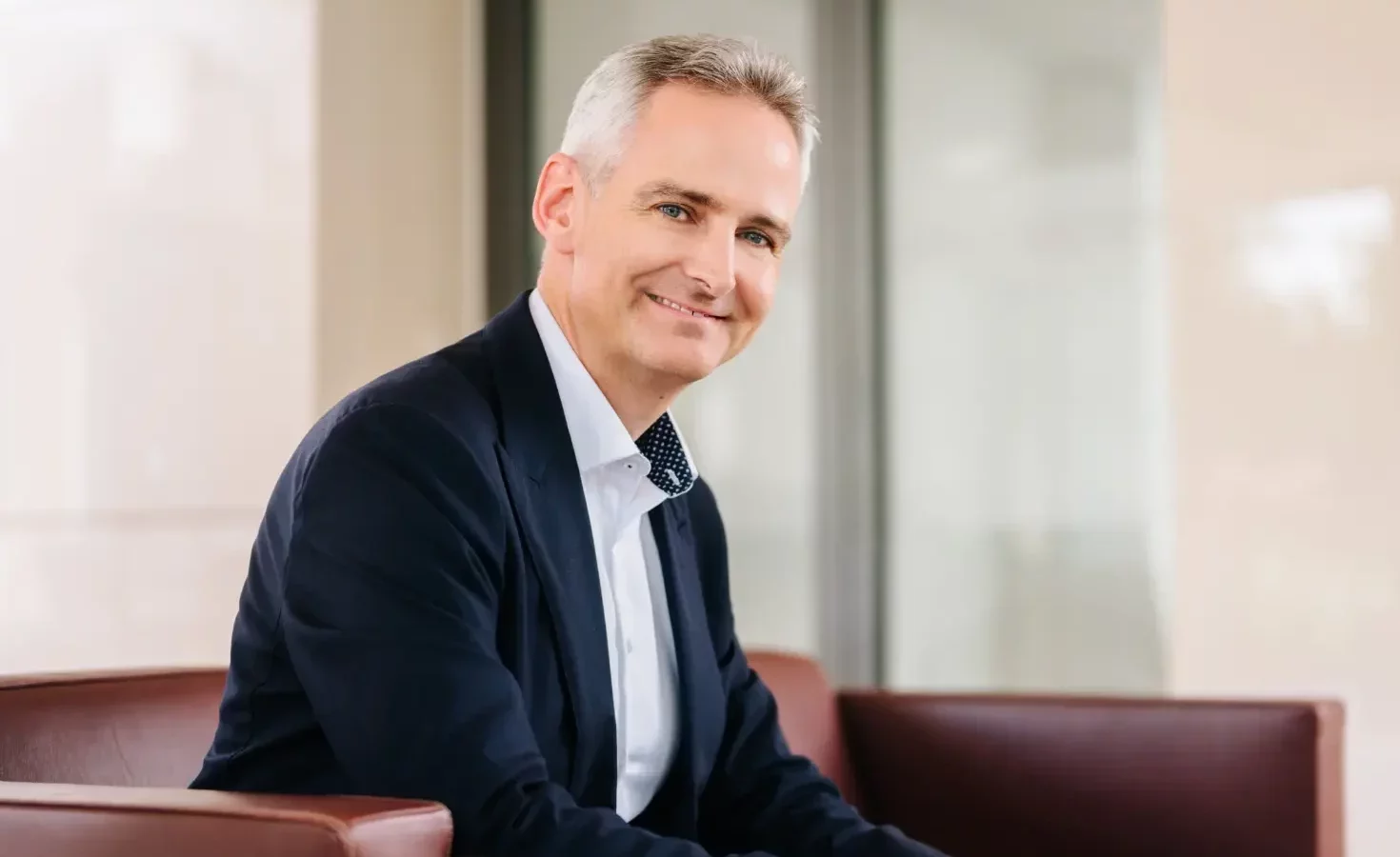 Bild zeigt Markus Niedermeier, Geschäftsführer der LHI Leasing GmbH.